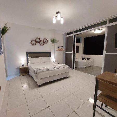 Bonsai Jacuzzi Suites Panglao Luaran gambar