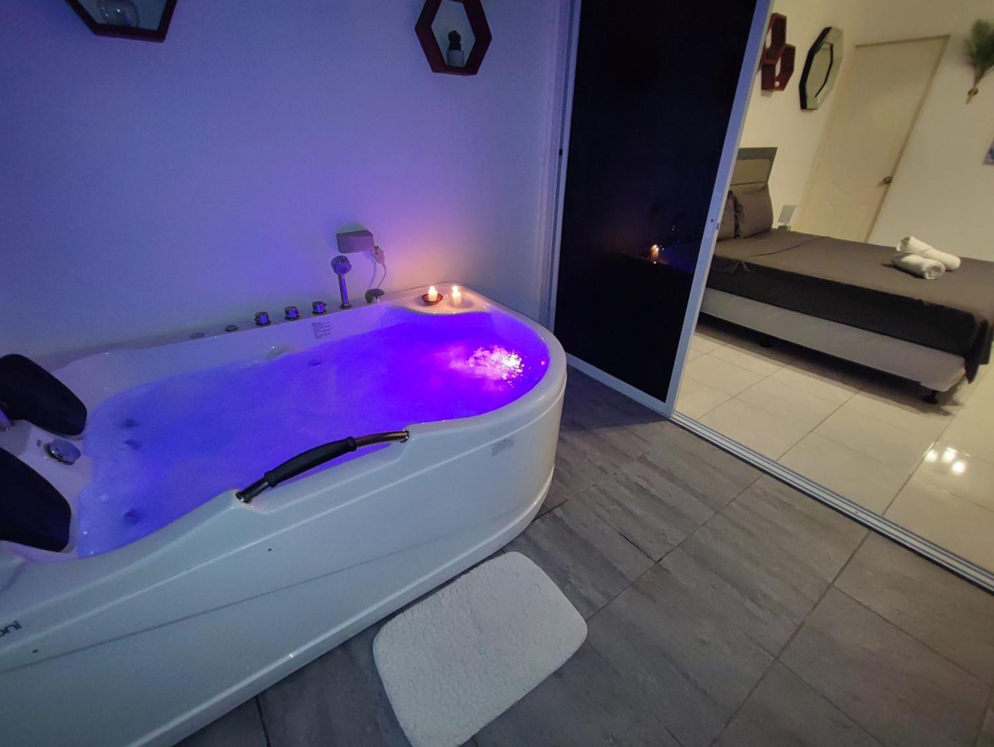 Bonsai Jacuzzi Suites Panglao Luaran gambar